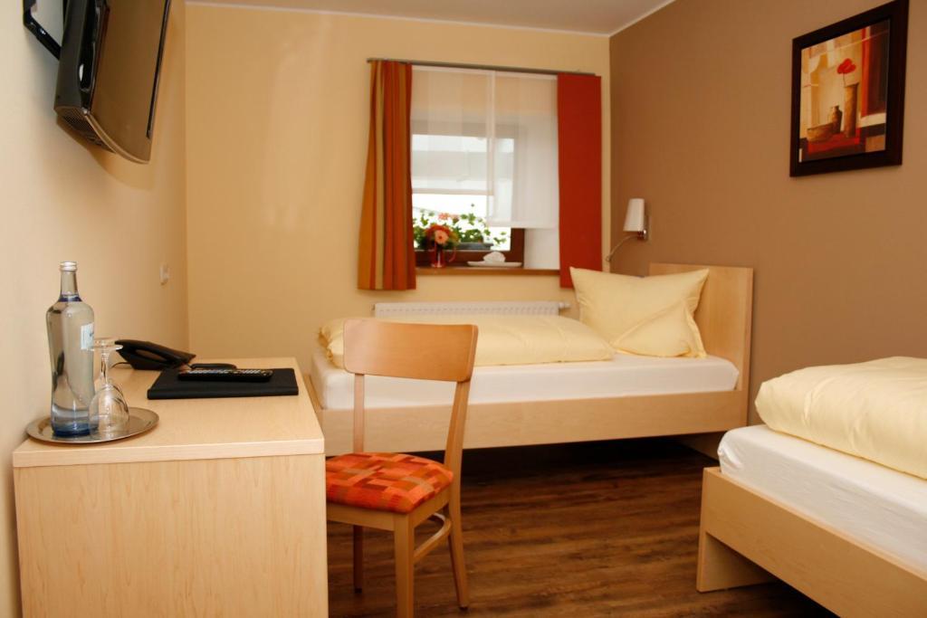 Hotel Gasthof Zur Post Bärnau الغرفة الصورة